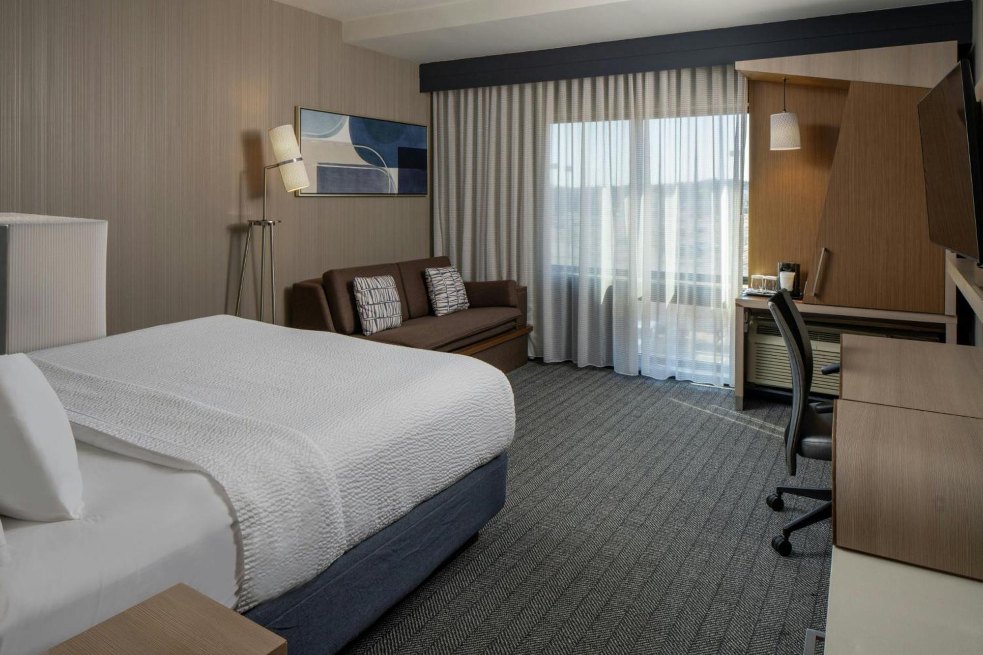 Courtyard By Marriott Jackson Airport/Pearl Hotel Kültér fotó
